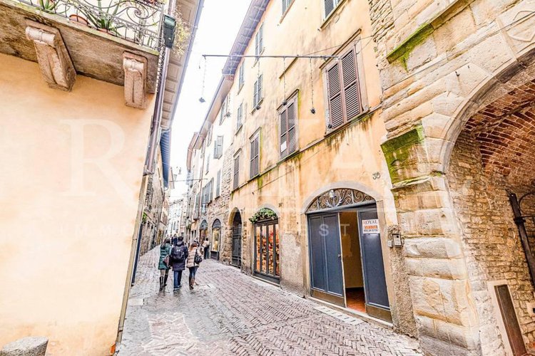 Città Alta - Prestigioso recupero storico di 140 mq Bergamo