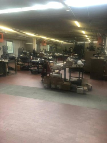 Vendesi capannone industriale Pognano