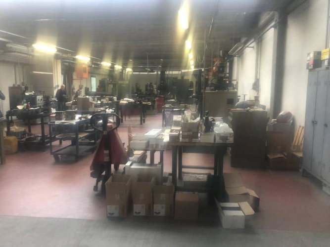 Vendesi capannone industriale Pognano