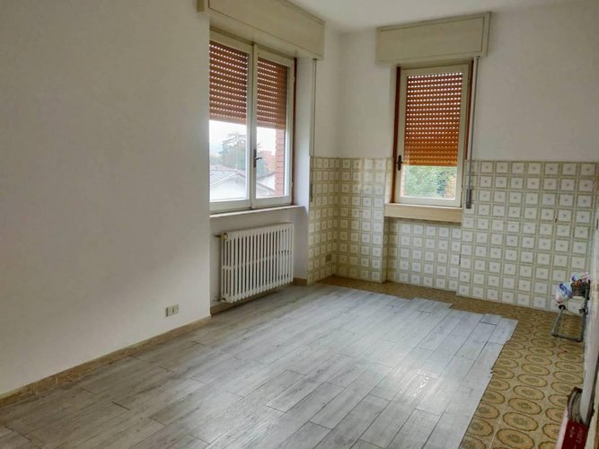 Quadrilocale con box, cantina e posto auto. Affare! Nembro