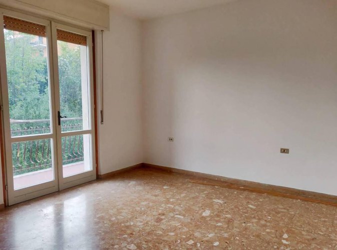 Quadrilocale con box, cantina e posto auto. Affare! Nembro