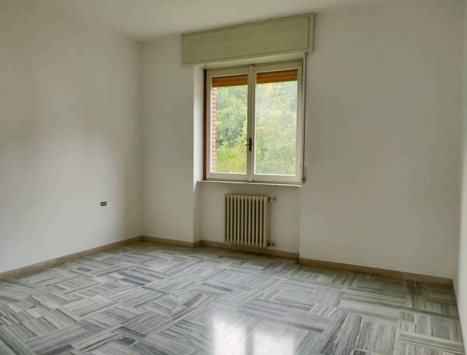 Quadrilocale con box, cantina e posto auto. Affare! Nembro