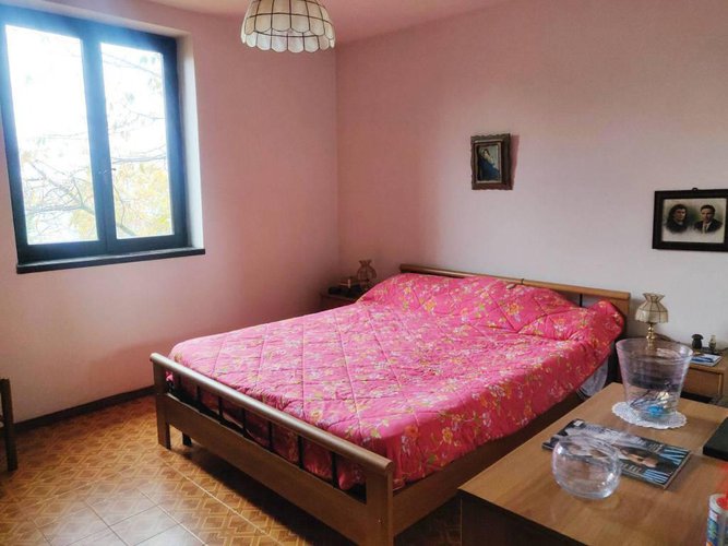 Villa unifamiliare immersa nel vedere con terreno Albino