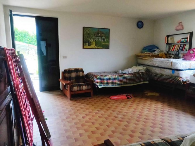 Villa unifamiliare immersa nel vedere con terreno Albino