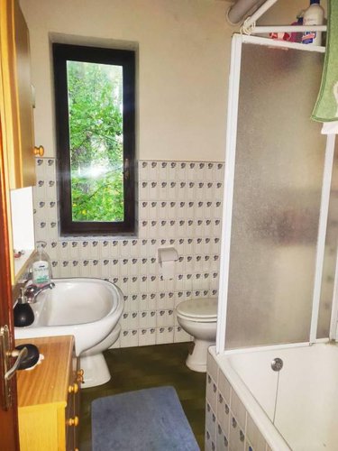 Villa unifamiliare immersa nel vedere con terreno Albino