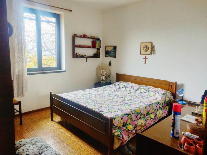 Villa unifamiliare immersa nel vedere con terreno Albino