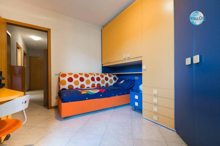 Grazioso quadrilocale con box doppio, arredato! Nembro