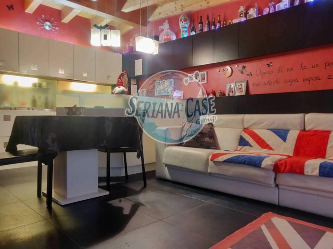 Grazioso trilocale con box doppio e posto auto Albino