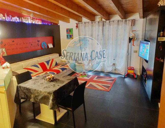 Grazioso trilocale con box doppio e posto auto Albino