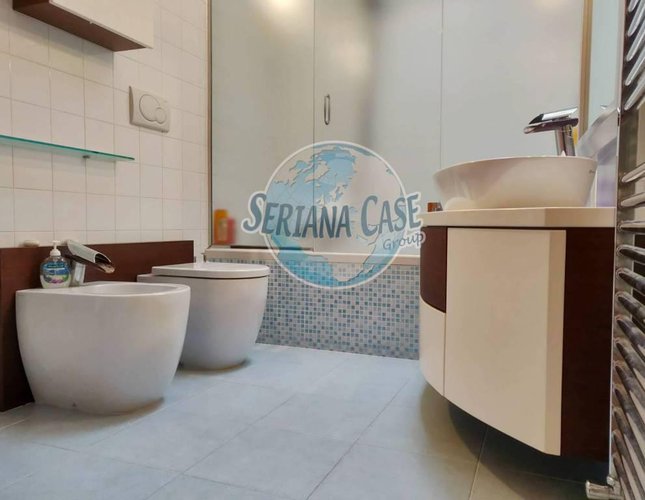 Grazioso trilocale con box doppio e posto auto Albino