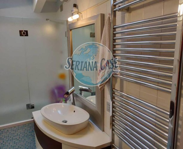 Grazioso trilocale con box doppio e posto auto Albino