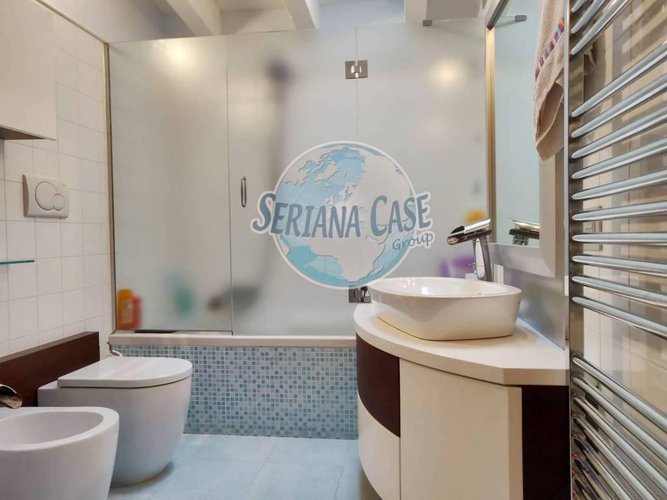 Grazioso trilocale con box doppio e posto auto Albino