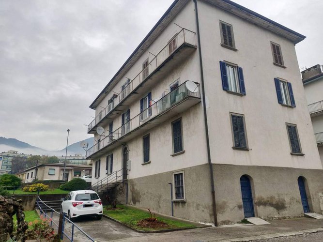 Prezzo introvabile! Trilocale abitabile subito con cantina Albino