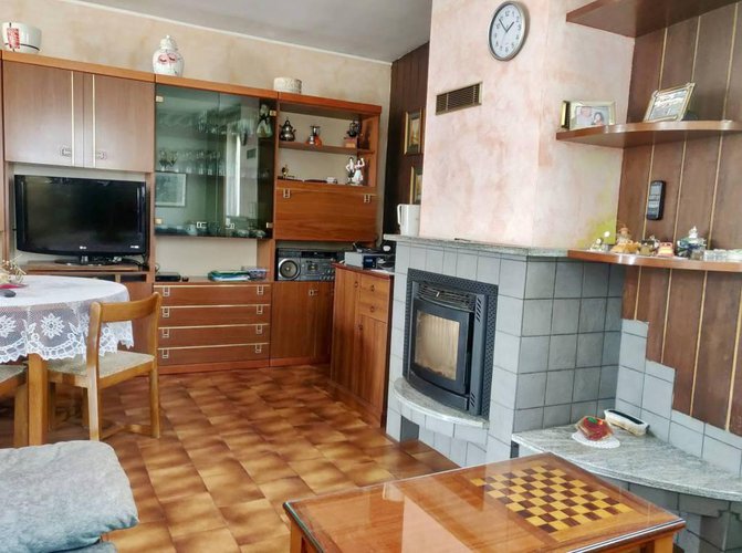 Villetta a schiera di testa con giardinetto Albino