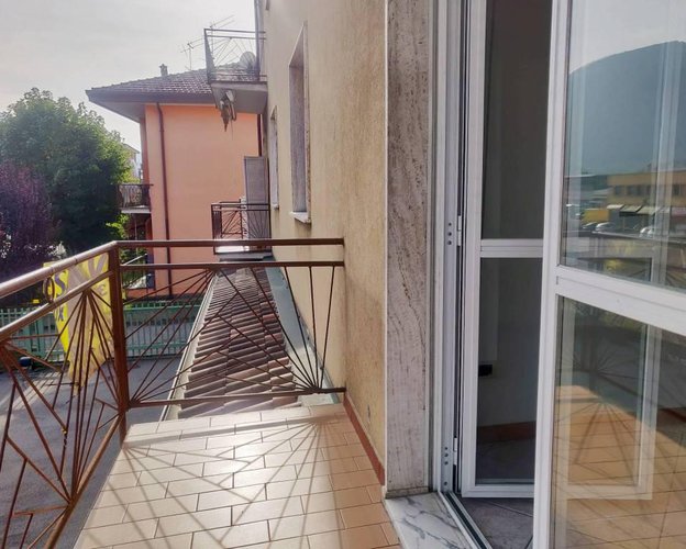 Prezzo incredibile, trilocale con box ristrutturato Albino