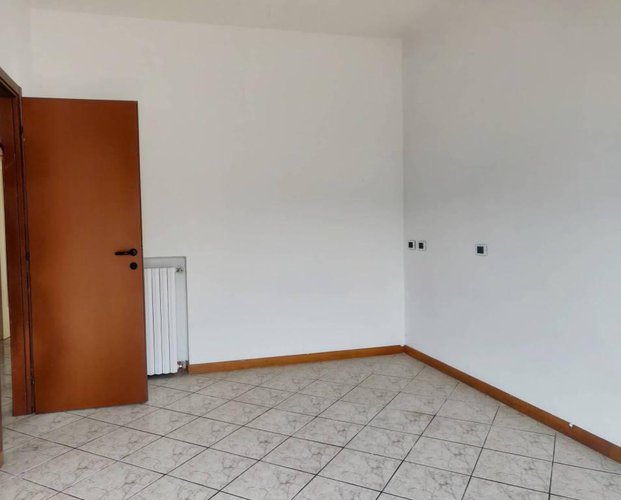 Prezzo incredibile, trilocale con box ristrutturato Albino