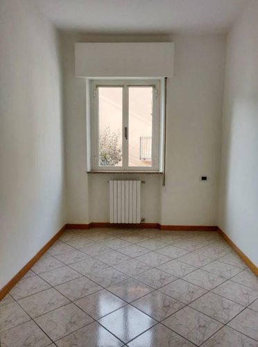 Prezzo incredibile, trilocale con box ristrutturato Albino