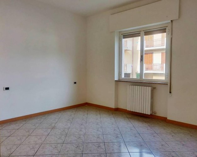 Prezzo incredibile, trilocale con box ristrutturato Albino