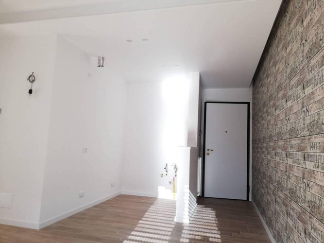 Nuova ristrutturazione! Trilocale con posto auto coperto. Nembro