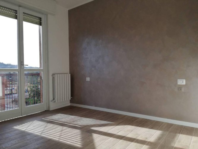 Nuova ristrutturazione! Trilocale con posto auto coperto. Nembro