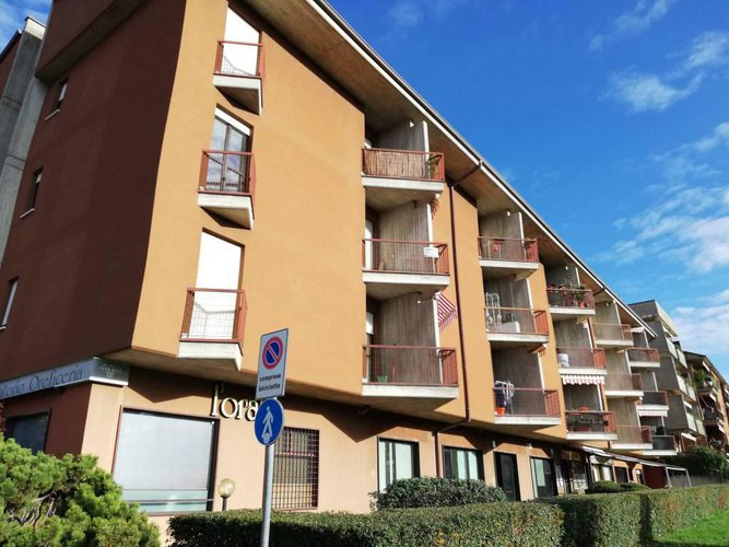 Nuova ristrutturazione! Trilocale con posto auto coperto. Nembro