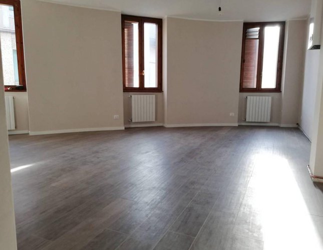 Nuovissimo trilocale con cantina, centralissimo Albino Albino