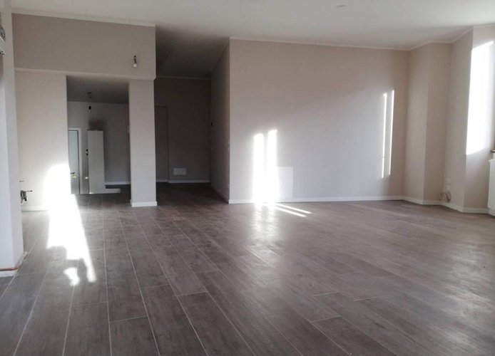 Nuovissimo trilocale con cantina, centralissimo Albino Albino