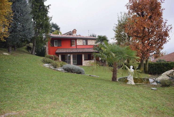Splendida e introvabile villa singola, da vedere! Alzano Lombardo