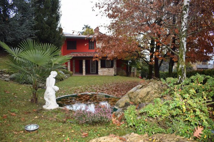 Splendida e introvabile villa singola, da vedere! Alzano Lombardo