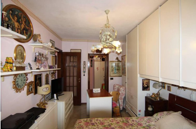 vicinanze Piazza Sant'Anna in casetta con giardino e box Bergamo