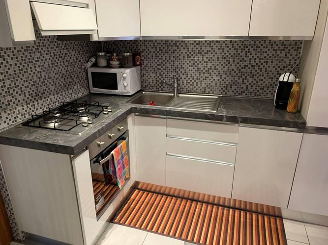 PORZIONE DI CASA CON UN MONOLOCALE, UN BILOCALE E GIARDINO Seriate