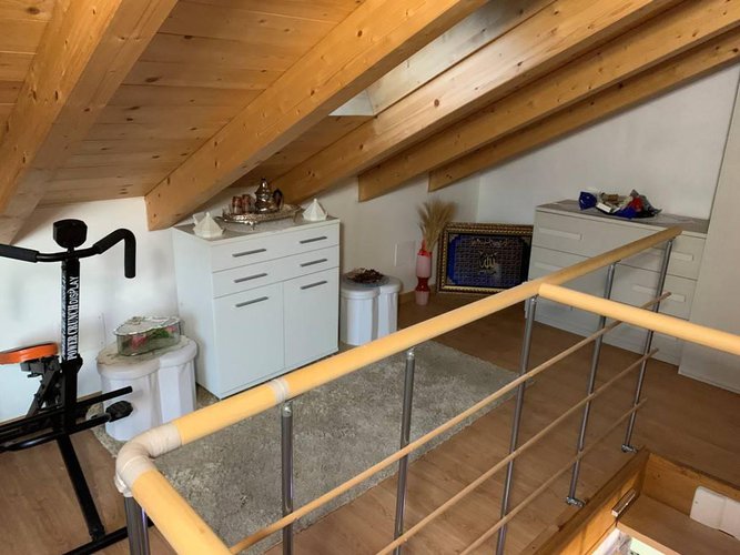 PORZIONE DI CASA CON UN MONOLOCALE, UN BILOCALE E GIARDINO Seriate