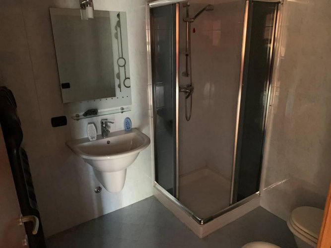 BILOCALE CON BOX Scanzorosciate