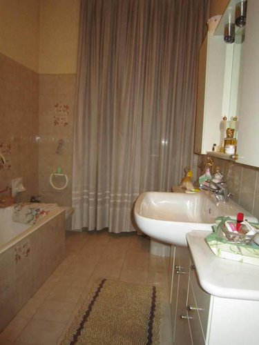 NEMBRO QUADRILOCALE CON GIARDINO Nembro