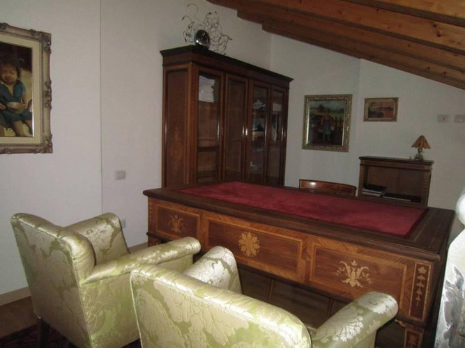 NEMBRO TRILOCALE COME NUOVO SU DUE LIVELLI Nembro