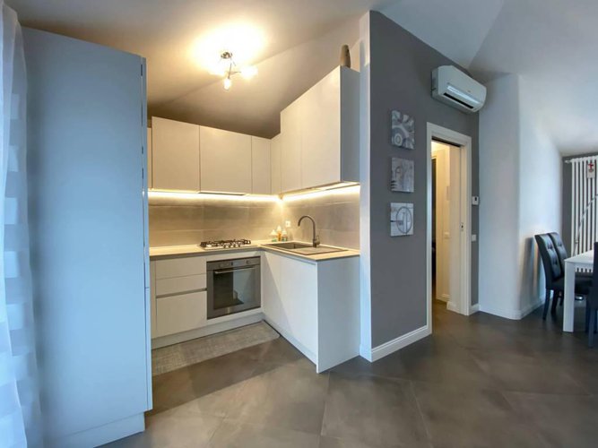 FAVOLOSO ED ELEGANTE APPARTAMENTO AL PIANO MANSARDATO! Trescore Balneario