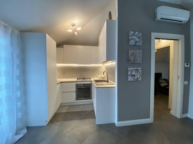 FAVOLOSO ED ELEGANTE APPARTAMENTO AL PIANO MANSARDATO! Trescore Balneario