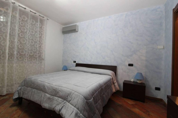 ELEGANTE BILOCALE IN ZONA PEDECOLLINARE Grumello del Monte