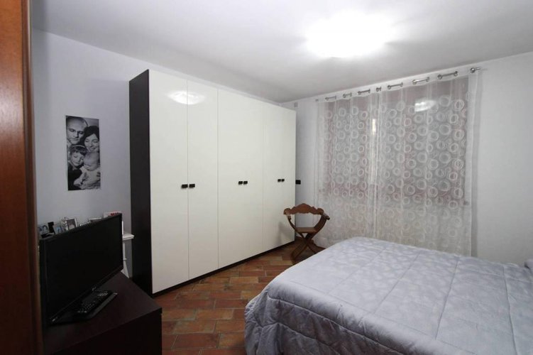 ELEGANTE BILOCALE IN ZONA PEDECOLLINARE Grumello del Monte