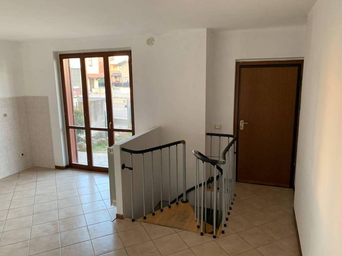 RECENTE BILOCALE CON GIARDINO AD ANTEGNATE Covo