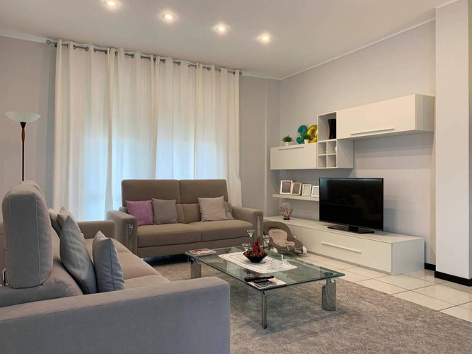 QUADRILOCALE A ROMANO DI LOMBARDIA