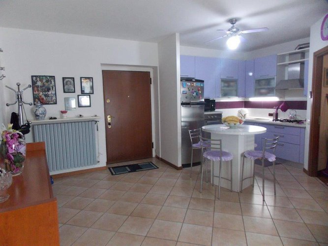 PALOSCO, TRILOCALE AL PIANO TERRA CON GIARDINETTO ESCLUSI Grumello del Monte