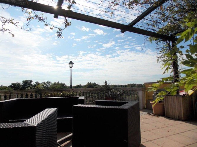 PALOSCO, RAFFINATO BILOCALE CON TERRAZZO Castelli Calepio