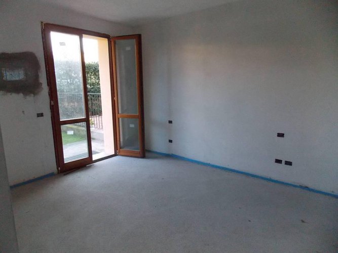 QUADRILOCALE CON GIARDINO A PALAZZOLO SULL'OGLIO Grumello del Monte