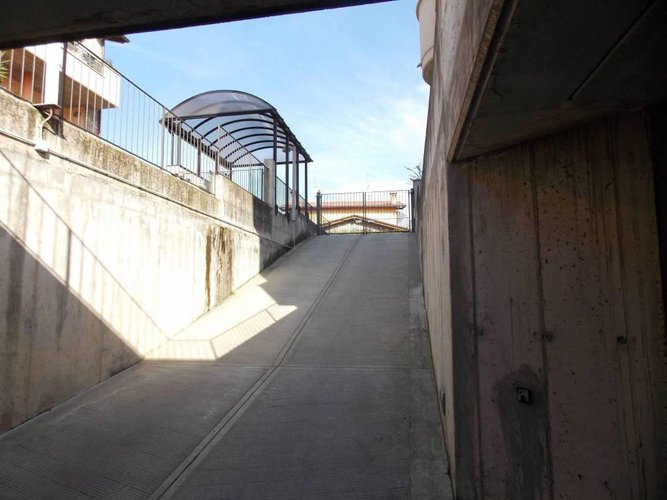 QUADRILOCALE CON GIARDINO A PALAZZOLO SULL'OGLIO Grumello del Monte