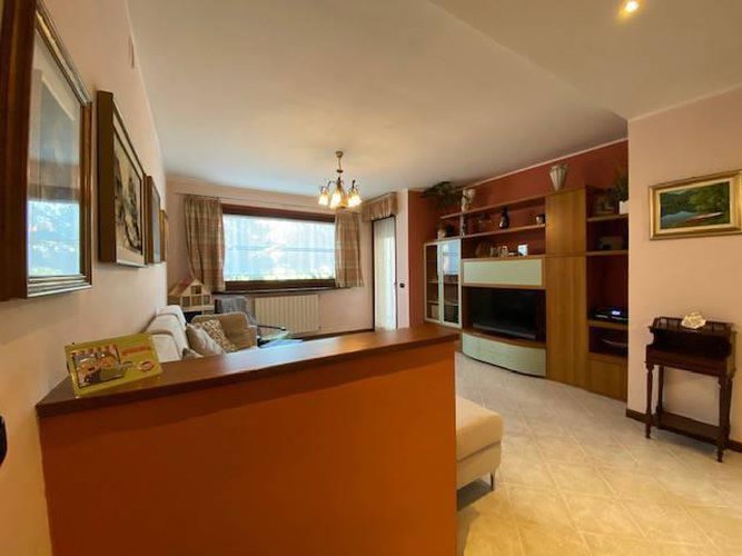 ELEGANTE APPARTAMENTO AI PIEDI DEL MONTE Castelli Calepio