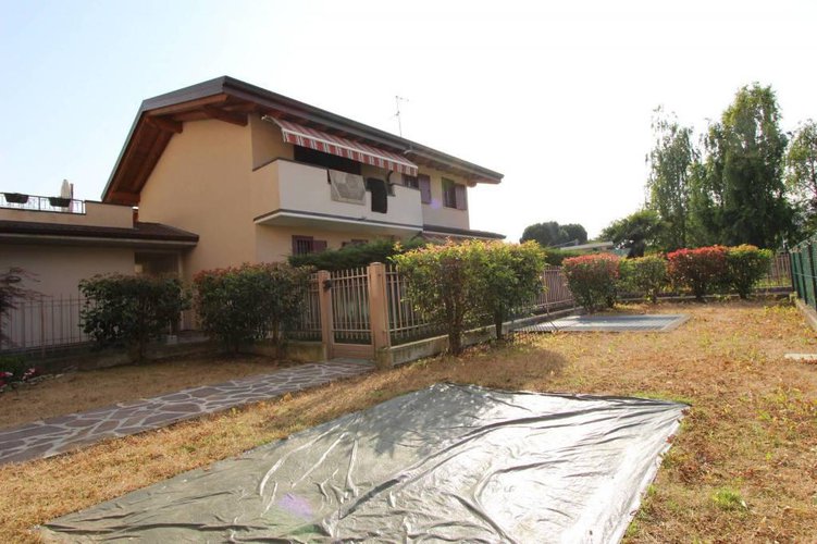 FAVOLOSO APPARTAMENTO IN VILLA!!! Grumello del Monte