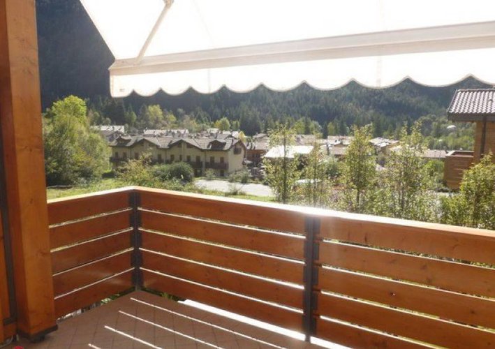 Villa a Schiera Onore