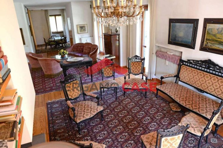 Villa nel quartiere di Monterosso Bergamo