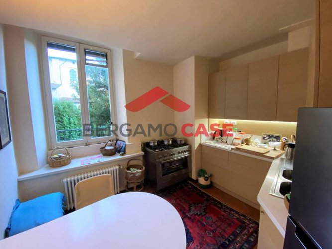 Trilocale risttrutturato in Piazza Vecchia Città Alta Bergamo